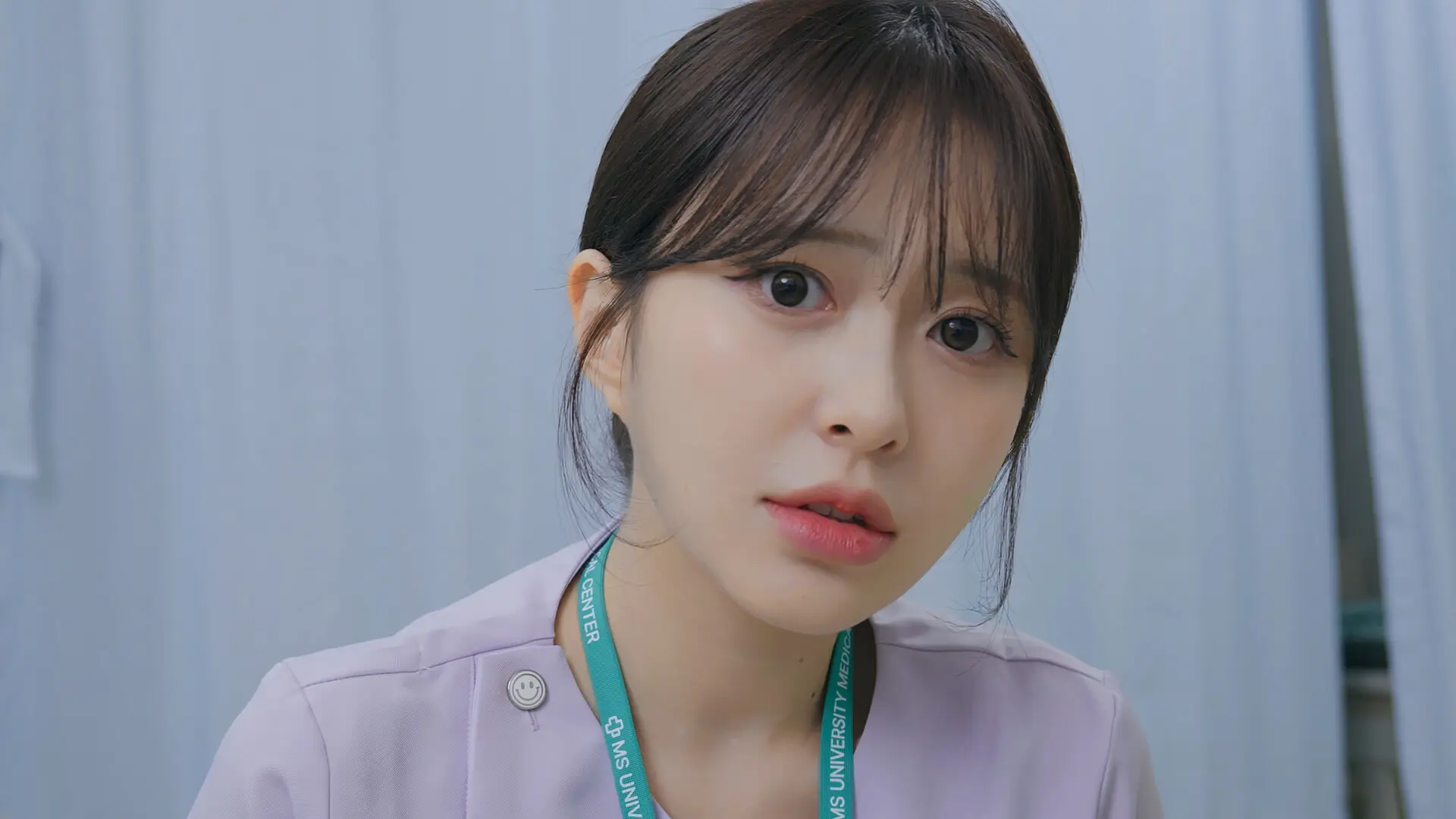 阿西, 美女室友竟然？2