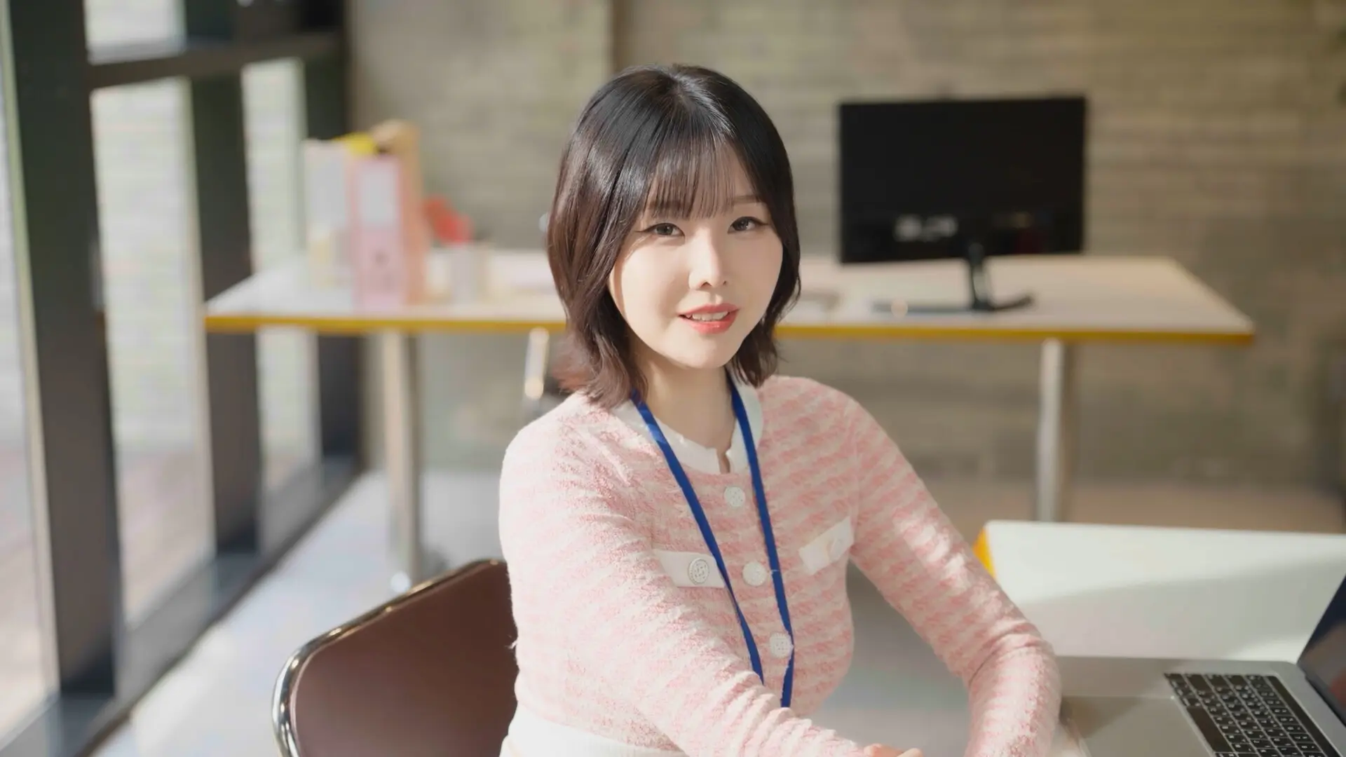 嘘,美女拍摄中