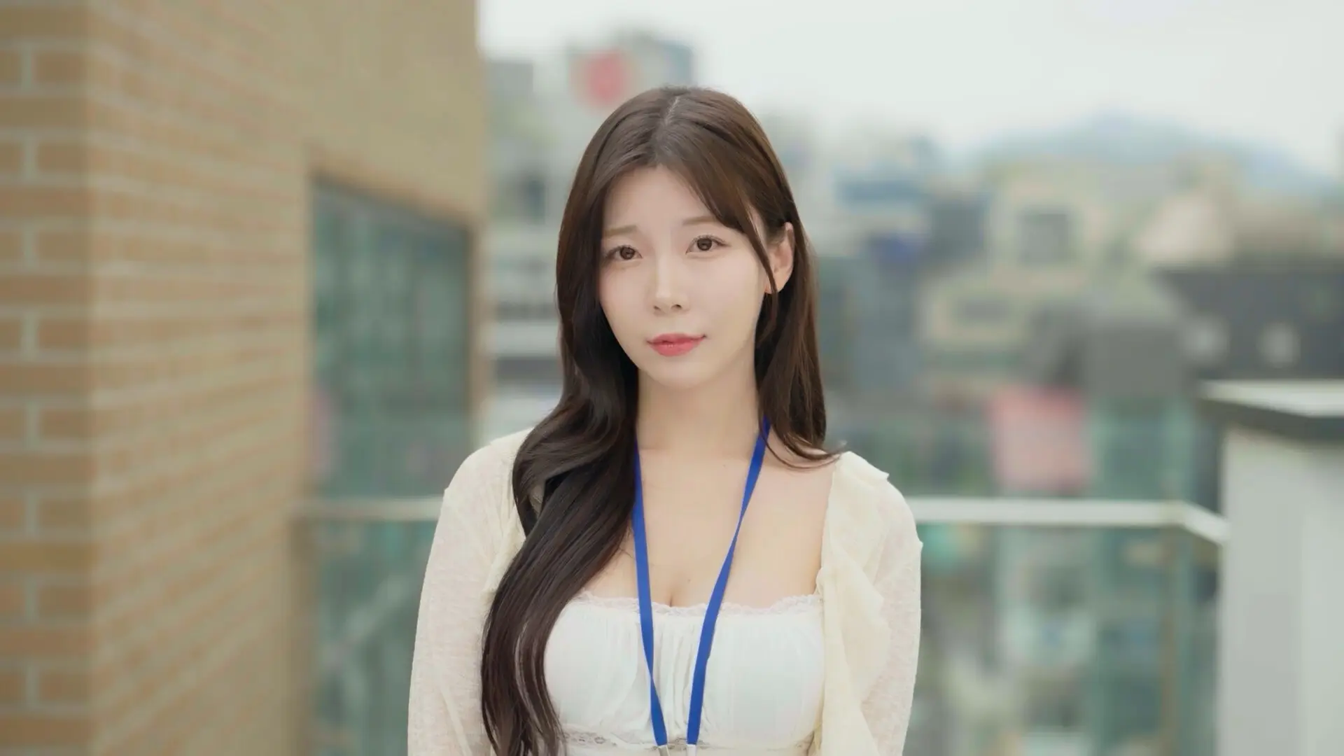 嘘,美女拍摄中